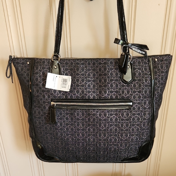 Coach Handbags - 🖤Coach NWT Black And Silver Mini Jacquard Tote With Double Hang Tag Rare